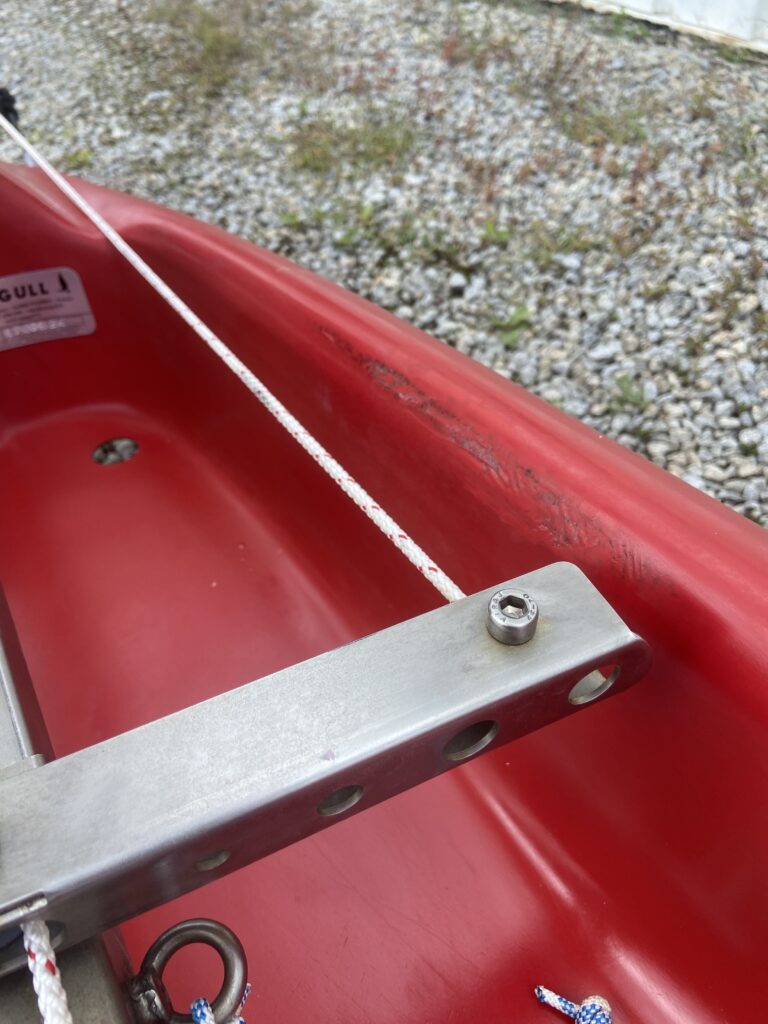 MC2 reconditionné rouge N°1710R25, voile 6.0 m2 à ris